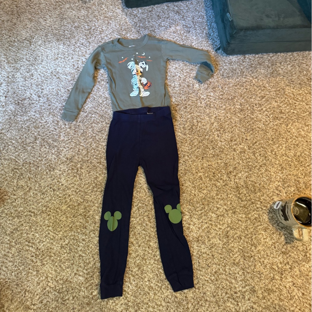 GAP DISNEY Mickey Mouse Halloween PJ Set